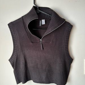 H&M SWEATER VEST